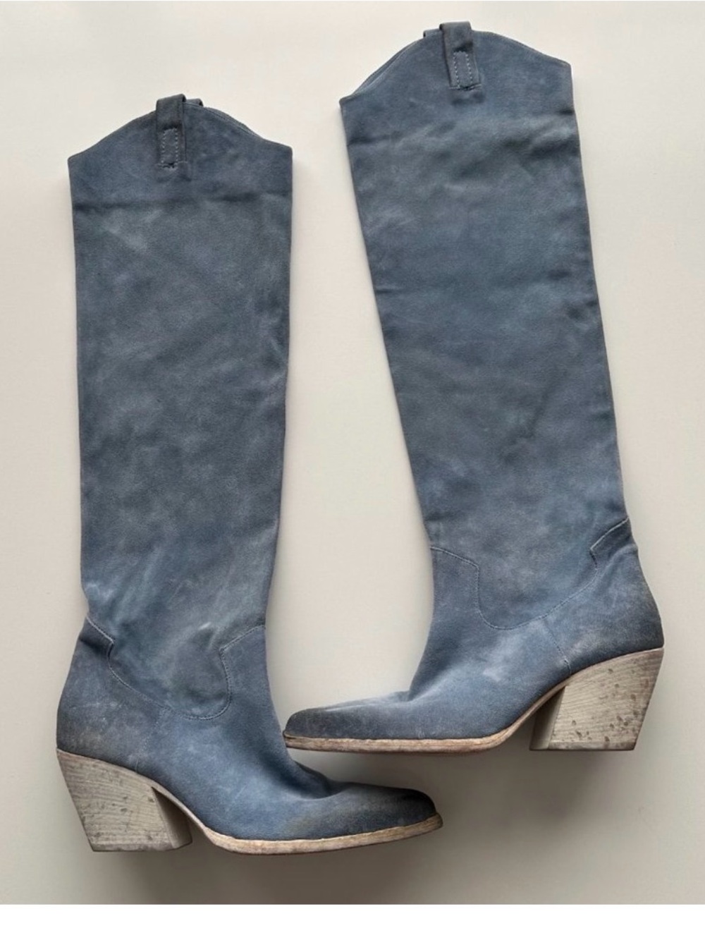 Vince Camuto ISOOOO